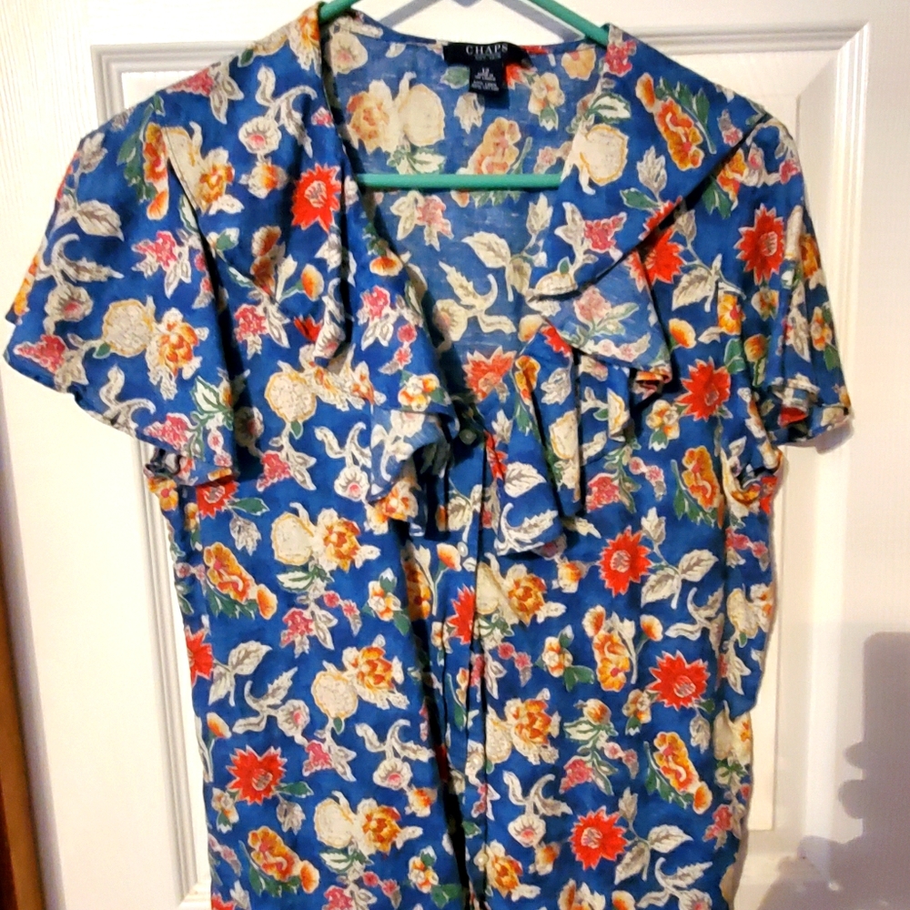 Chaps blooming blouse